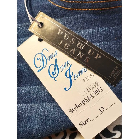 Diva Star Push Up Denim Blue Jeans Capris High Waist Whiskering NWT Size 13 - Picture 5 of 11